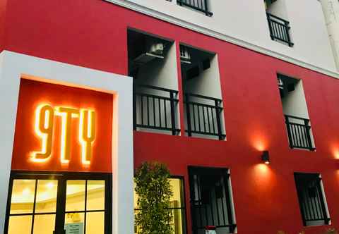 Bangunan 9TY Hotel (Ninety Hotel)
