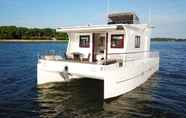 บาร์ คาเฟ่ และเลานจ์ 2 Nyaman Catamaran