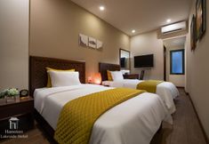 침실 6 Hanoi Lakeside Premium Hotel