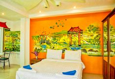 Bedroom 7 Thai Orange Magic