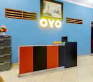 Lobby 5 Super OYO 356 Titipapan Residence