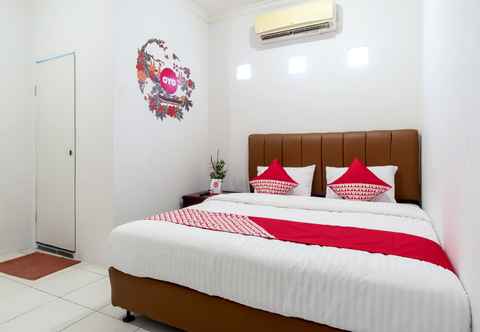Bedroom Super OYO 356 Titipapan Residence