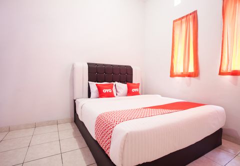 Kamar Tidur OYO 453 Rumah Idaman Bunda