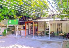 Exterior 3 De-lima Guest House & Resto