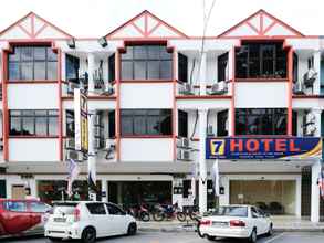 Luar Bangunan 4 Super OYO 635 Seven Days Hotel