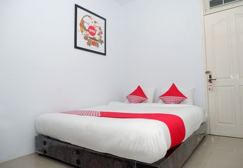 Kamar Tidur OYO 682 Ceria Homestay Syariah