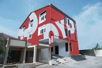 Bangunan 4 OYO 682 Ceria Homestay Syariah