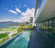 Hồ bơi 2 Ocean Front Villas Nha Trang