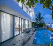Hồ bơi 3 Ocean Front Villas Nha Trang