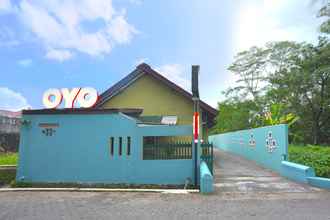 Bangunan 4 OYO 722 Uno Guesthouse