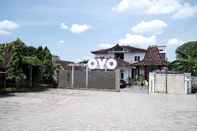 Exterior OYO 749 Omah Putih