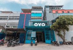 Bangunan 3 Hotel O Balcon Biru