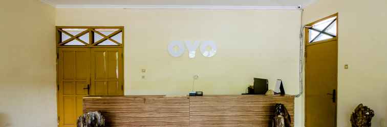 Lobi OYO 688 Grand Pakidulan Hotel