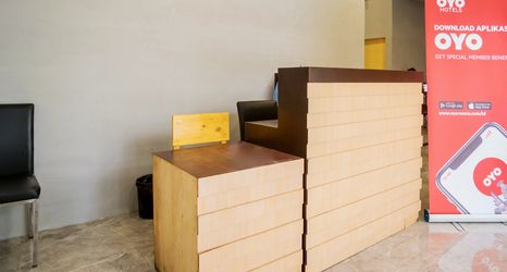 로비 2 OYO 623 Mmtc Guest House