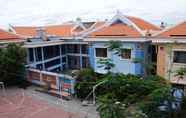 Luar Bangunan 2 Maison Chance Guest House