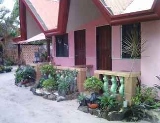 Bangunan 2 Aduas Inn