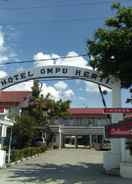 EXTERIOR_BUILDING Ompu Herti Hotel