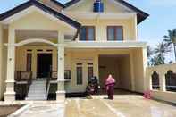 Luar Bangunan Homestay Dahlia