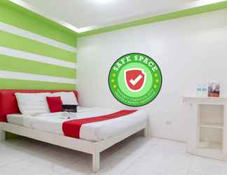 Bangunan 2 RedDoorz @ DBuilders Rooms Lower Bicutan