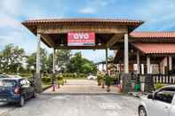 Bangunan Super OYO Capital O 90548 Sp Venture Resort