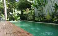 Kolam Renang 3 A Villa Ubud