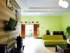 Lobi 4 Homestay 3 Kamar (Pildacil)