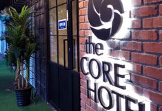 外観 3 The Core Hotel