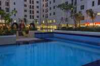 Swimming Pool Apartemen Bassura City By Queen 