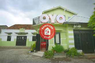 Exterior 4 OYO 634 Elga Sastro Inn Syariah