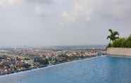 สระว่ายน้ำ 2 Sun Apartment Semarang