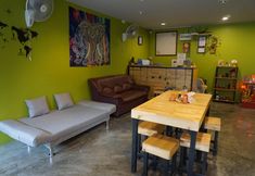 Lobby 2 Meedee Hostel