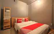 Bedroom 3 Sleep Sloth Hostel