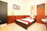 Bedroom OYO 771 Kembang Kuning Residence Syariah