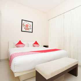 Bedroom 1 Hotel O Menjangan Residence at Citraland 1, CFC Hotels