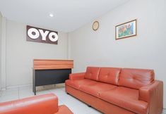 Lobby 6 OYO 748 Comfitel Tenggilis