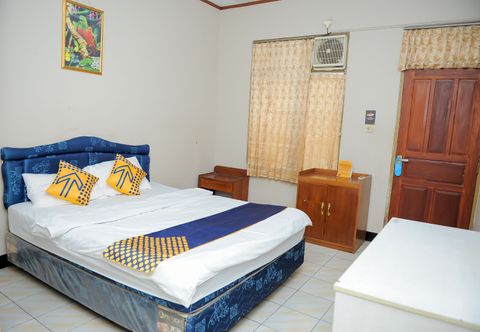 Kamar Tidur SPOT ON 2559 Hotel Handayani Syariah
