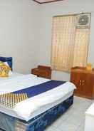 BEDROOM SPOT ON 2559 Hotel Handayani Syariah