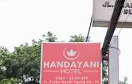 Bên ngoài 4 SPOT ON 2559 Hotel Handayani Syariah