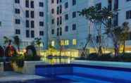 Swimming Pool 4 Apartement Bassura City by Rin