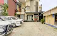 Bangunan 2 OYO 3884 Dixie Syariah Guest House