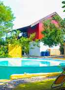 SWIMMING_POOL Bougainvillea Paradise Campground