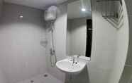 In-room Bathroom 6 Apatel Apartement Casadevarco BSD Tower Orchidea No. 16/16 Lantai 16 Dekat AEON Mall