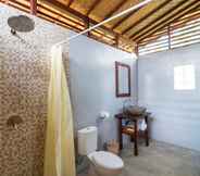 Toilet Kamar 6 Star Semabu Resort 