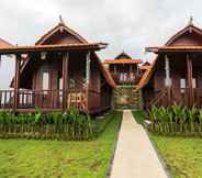 Bangunan 7 Star Semabu Resort 