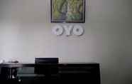 Lobby 4 OYO 752 Abz Guest House Syariah