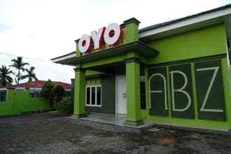 Exterior 4 OYO 752 Abz Guest House Syariah