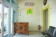 Lobby OYO 733 Mina Homestay