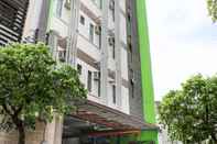 Bangunan iPark Hotel