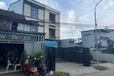 Exterior OYO 90548 Kika Homestay