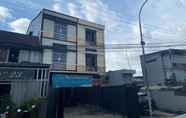 Bangunan 7 OYO 90548 Kika Homestay